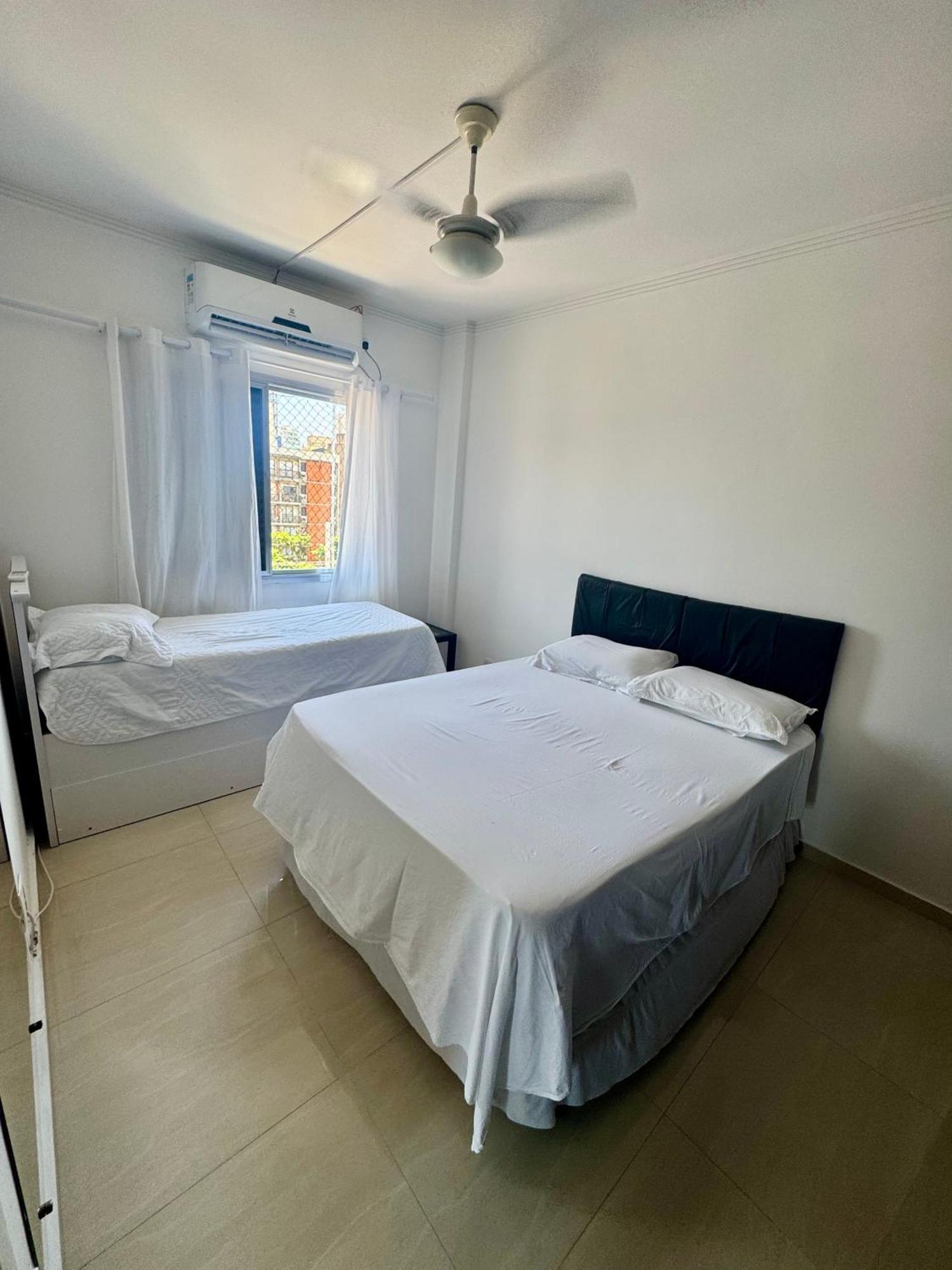 Excelente Apartamento Bem Localizado A 450 Metros Da Praia Гуаружа Екстериор снимка