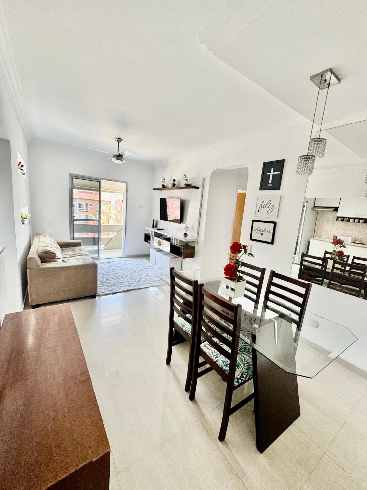 Excelente Apartamento Bem Localizado A 450 Metros Da Praia Гуаружа Екстериор снимка