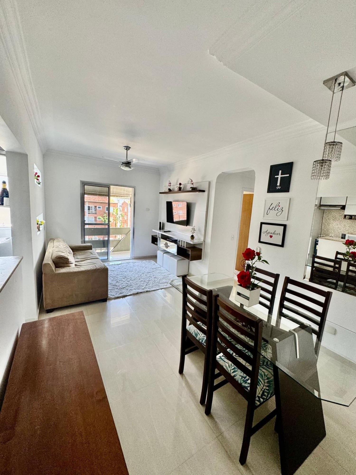 Excelente Apartamento Bem Localizado A 450 Metros Da Praia Гуаружа Екстериор снимка